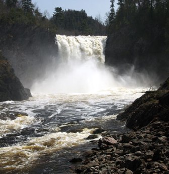 Prof’s publication promotes Northern Ontario