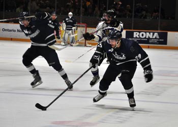 Lakers men’s hockey wrap regular season with goal scoring frenzy