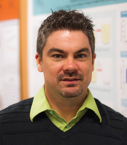 Dr. Carré earns Chancellor’s Award for Excellence in Research