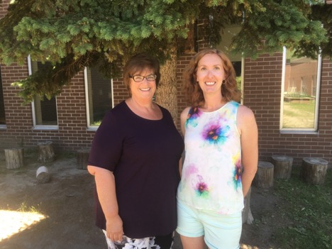 Local teacher earns award